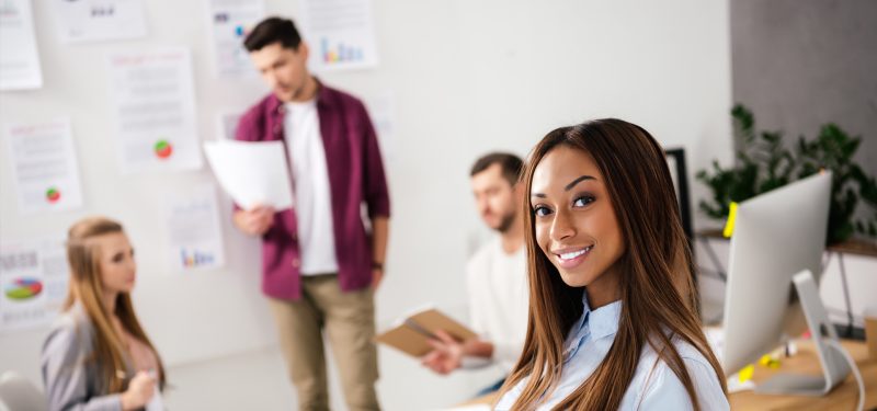 how to become a PR consultant